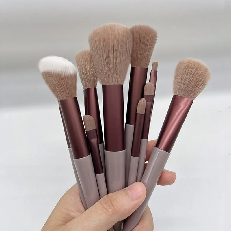 Kit de Pincéis de Maquiagem 13 Peças: Sombras, Base, Blush e Acessórios com Bolsa